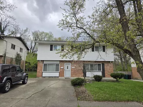 5589 Goldenrod Dr, Cincinnati, OH 45239