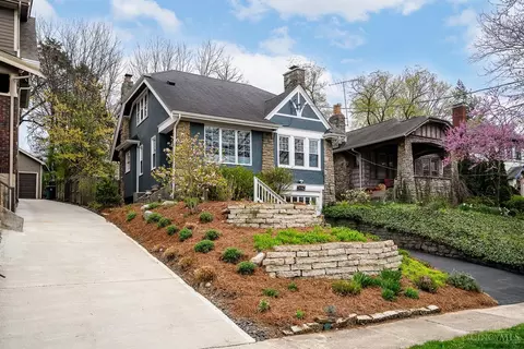 Exterior - 1156 Inglenook Pl, Cincinnati, OH 45208 photo 2 of 10