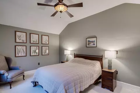 Bedroom - 1156 Inglenook Pl, Cincinnati, OH 45208 photo 2 of 3