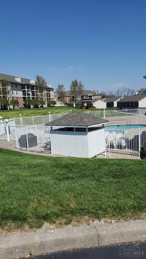 Exterior - 4331 Regency Ridge Ct, Cincinnati, OH 45248 photo 6 of 6
