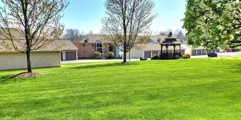Exterior - 4331 Regency Ridge Ct, Cincinnati, OH 45248 photo 4 of 6