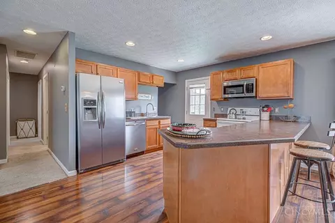 11542 Raphael Pl, Forest Park, OH 45240 photo 9