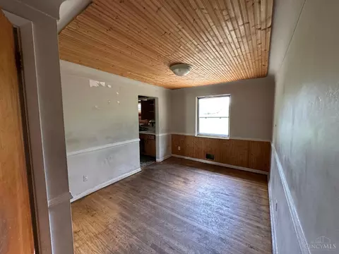 1253 Sunset Ave, Cincinnati, OH 45205 photo 21