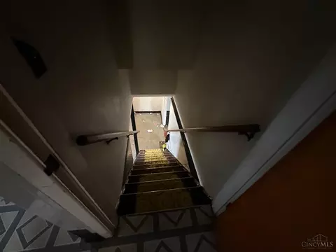 1253 Sunset Ave, Cincinnati, OH 45205 photo 36
