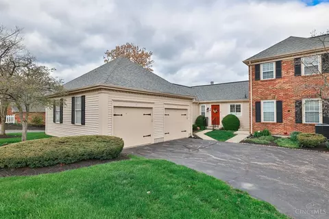 9 Friars Green Ct, Fairfield, OH 45014