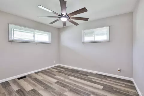 8672 Balboa Dr, Cincinnati, OH 45231 photo 13