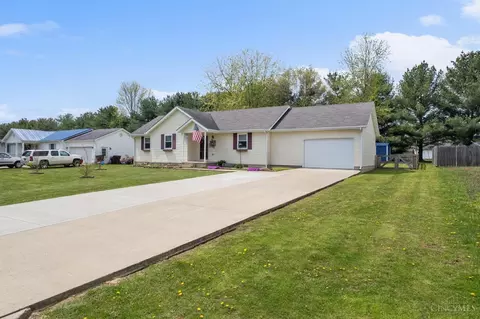Exterior - 30 Douglas Ln, Georgetown, OH 45121 photo 2 of 10