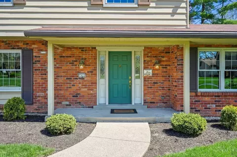 7922 Treeheights Ct, Montgomery, OH 45242 photo 3
