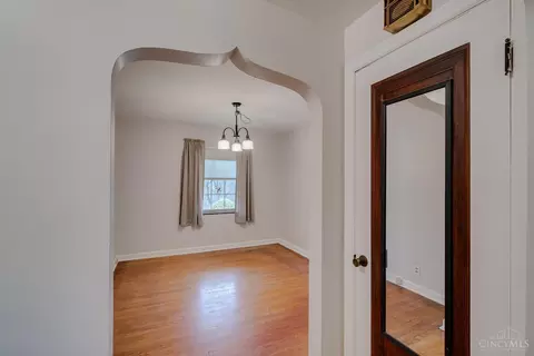 3939 Farrell Dr, Cincinnati, OH 45211 photo 13
