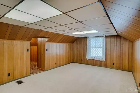 3939 Farrell Dr, Cincinnati, OH 45211 photo 32