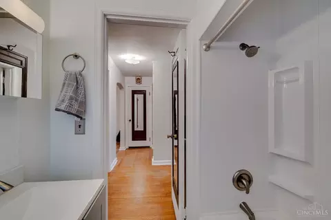 3939 Farrell Dr, Cincinnati, OH 45211 photo 28