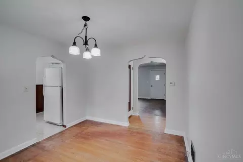 3939 Farrell Dr, Cincinnati, OH 45211 photo 10