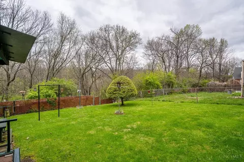 3939 Farrell Dr, Cincinnati, OH 45211 photo 45