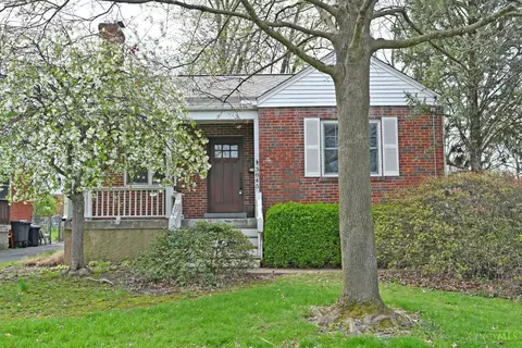 3845 St Johns Ter, Deer Park, OH 45236