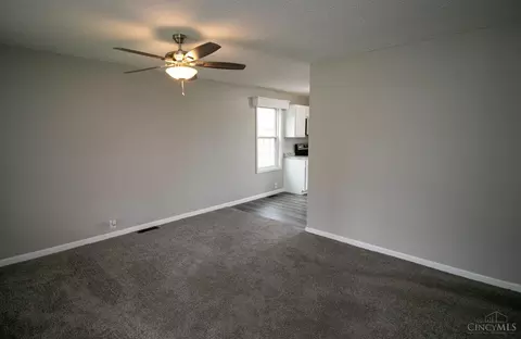 Living - 4290 Bantam Ln, Cincinnati, OH 45245 photo 3 of 3