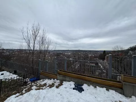 View/Area - 1833 Walker St, Cincinnati, OH 45202 photo 2 of 3