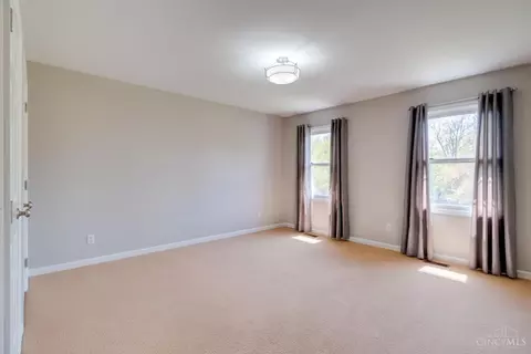 Bedroom - 9274 Witherbone Ct, Cincinnati, OH 45242 photo 4 of 5