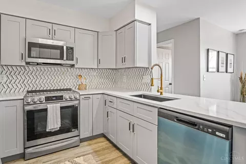 6001 Trowbridge Dr, Cincinnati, OH 45241 photo 12