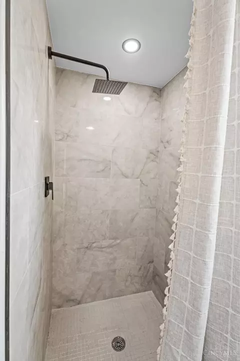 6001 Trowbridge Dr, Cincinnati, OH 45241 photo 29