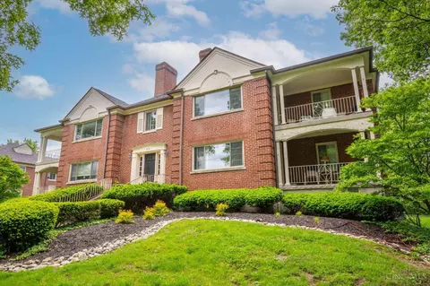 615 Springfield Pike, Wyoming, OH 45215