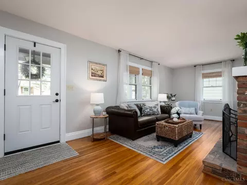 6635 Elm St, Mariemont, OH 45227 photo 8