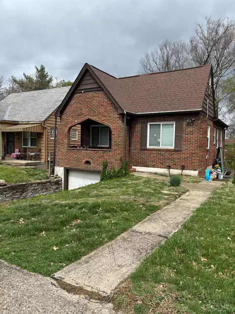 2512 Bremont Ave, Golf Manor, OH 45237