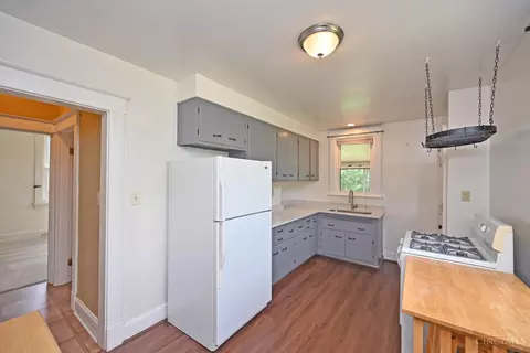 3064 Lischer Ave, Cincinnati, OH 45211 photo 12