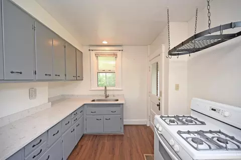 3064 Lischer Ave, Cincinnati, OH 45211 photo 13