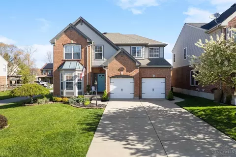 8602 Sunmont Dr, Cincinnati, OH 45255