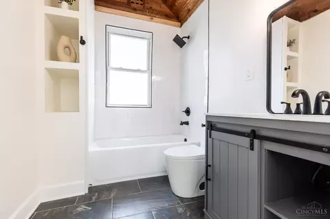 Bath - 6815 Britton Ave, Cincinnati, OH 45227 photo 1 of 1