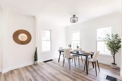 Dining - 6815 Britton Ave, Cincinnati, OH 45227 photo 1 of 3