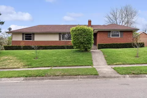 606 Valley View Dr, Middletown, OH 45044