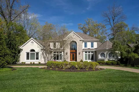 10260 Stablehand Dr, Cincinnati, OH 45242