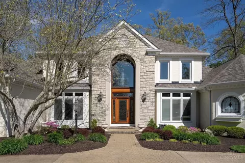 10260 Stablehand Dr, Cincinnati, OH 45242 photo 3