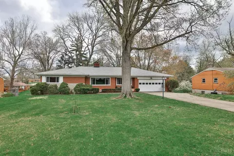 10008 Jackpine Ct, Cincinnati, OH 45231