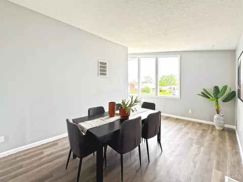 Dining - 11594 Gerity Ct, Forest Park, OH 45240 photo 2 of 2