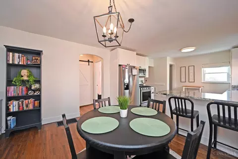 Dining - 6905 Roe St, Cincinnati, OH 45227 photo 1 of 1