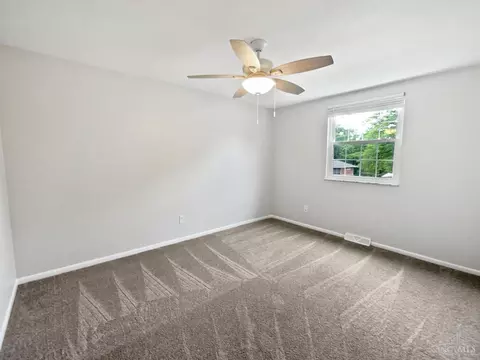 Bedroom - 2709 Robers Ave, Cincinnati, OH 45239 photo 3 of 6