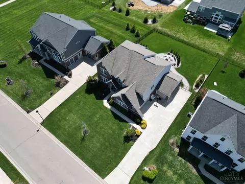 1011 Prestwick Pl, Cincinnati, OH 45245 photo 52