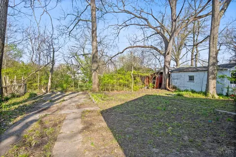 Exterior - 5731 St Elmo Ave, Cincinnati, OH 45224 photo 7 of 7