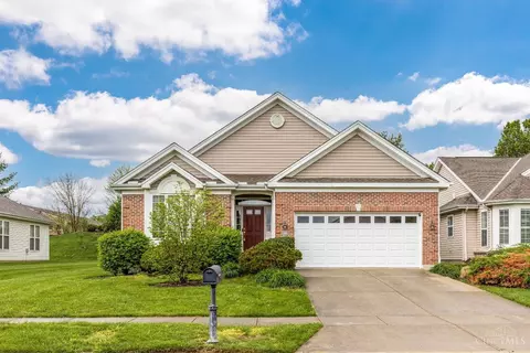 1230 Meadow Vista Dr, Hamilton Township, OH 45039