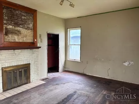 237 Second St, Williamsburg, OH 45176 photo 2