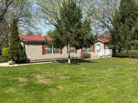 12065 Lakefront Dr, Hillsboro, OH 45133
