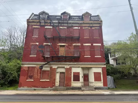 2526 Riverside Dr, Cincinnati, OH 45202