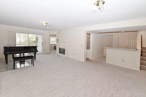Living - 2498 Walnutview Ct, Cincinnati, OH 45230 photo 6 of 6