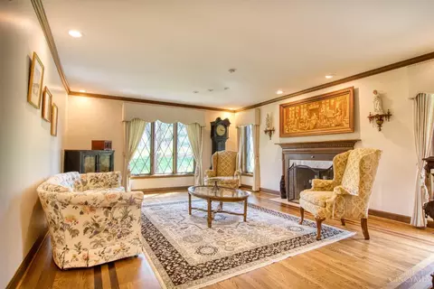 Living - 6172 W Fork Rd, Cincinnati, OH 45247 photo 1 of 4