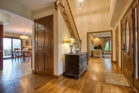 Entry Way - 6172 W Fork Rd, Cincinnati, OH 45247 photo 2 of 2