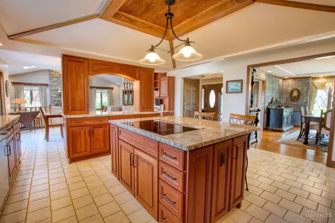 Kitchen - 6172 W Fork Rd, Cincinnati, OH 45247 photo 3 of 3