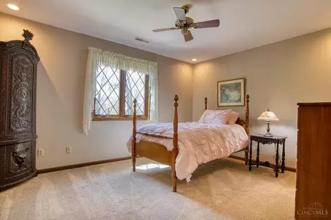 Bedroom - 6172 W Fork Rd, Cincinnati, OH 45247 photo 4 of 7
