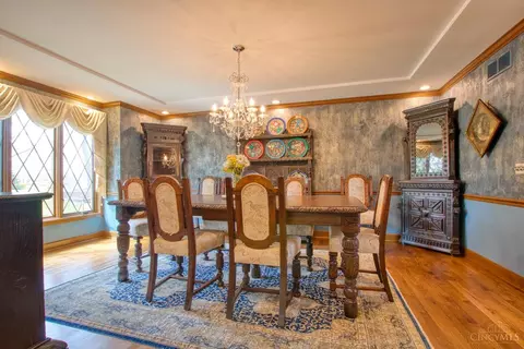 Dining - 6172 W Fork Rd, Cincinnati, OH 45247 photo 1 of 4